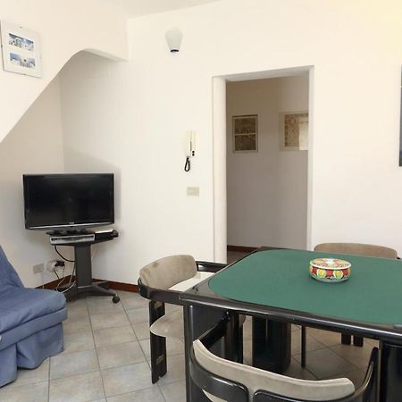 Terrazza Lucilla Apartment เชฟาลู ภายนอก รูปภาพ