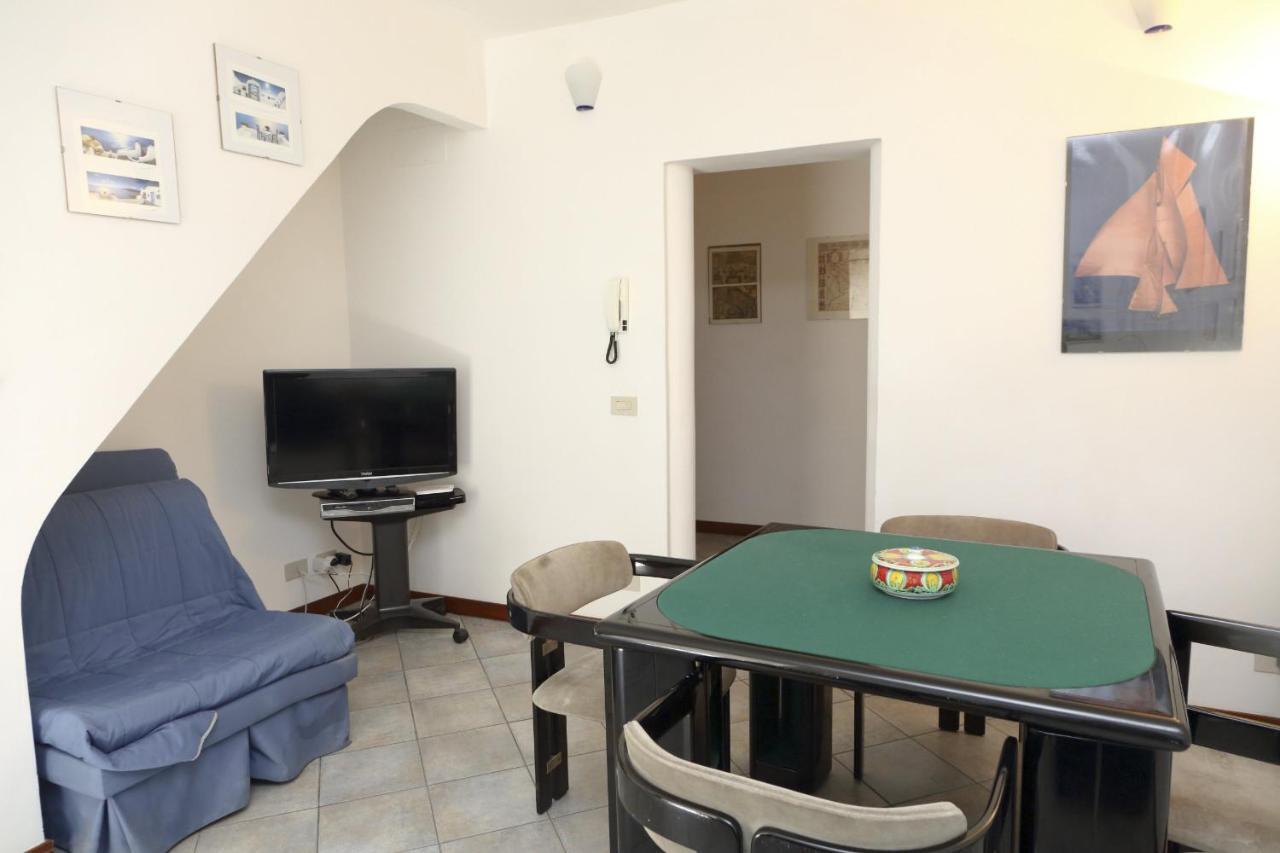 Terrazza Lucilla Apartment เชฟาลู ภายนอก รูปภาพ